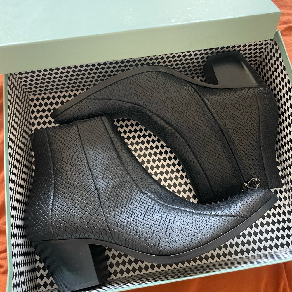 Pyer Moss Black Textured Booties